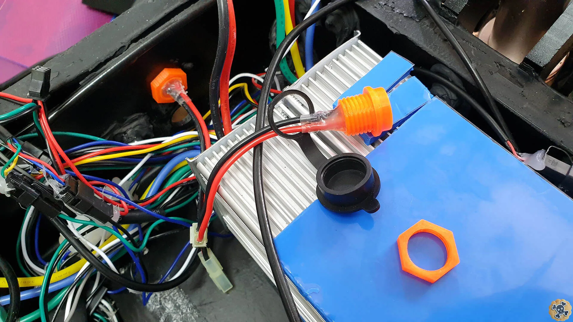Better Chargin port for Escoot XT30 Mod instead of Dangerous Microphone port ! DIY Set - Image 6